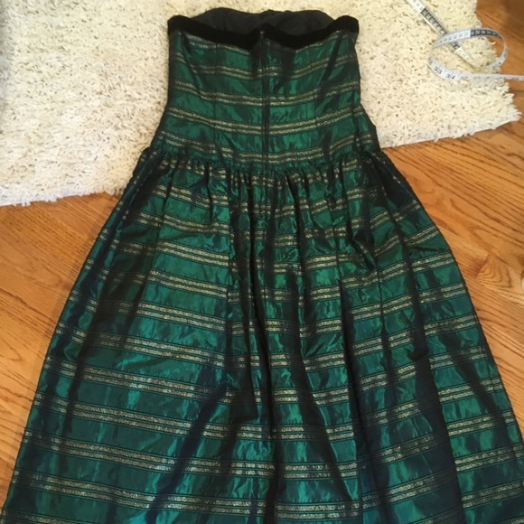 Leslie Fay evenings dress size 6 Gorgeous strapless green fit and flare - Picture 4 of 10